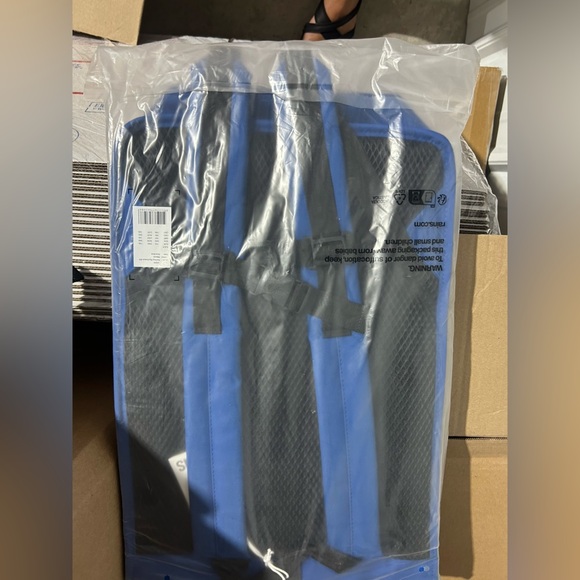 Rains Trail Rolltop Backpack in Waves (Blue & Black) NWT - Picture 9 of 9